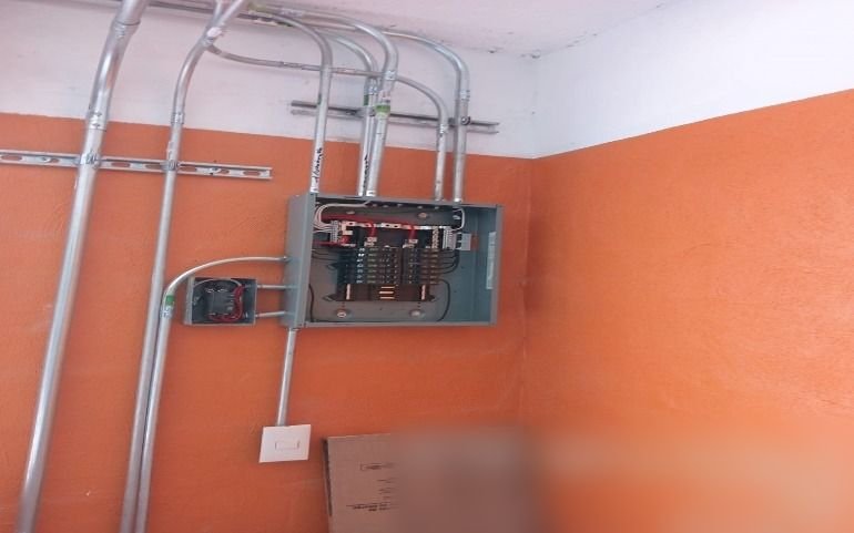 Instalación eléctrica – trabajo realizado por SIPSA