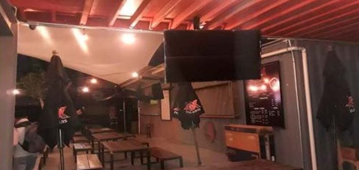 Instalación de pantallas en Estación Central, Querétaro, Qro.
